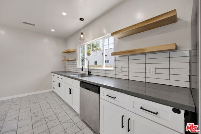 4157 W Avenue 40, Los Angeles, CA 90065