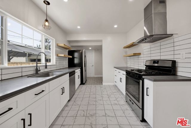 4157 W Avenue 40, Los Angeles, CA 90065