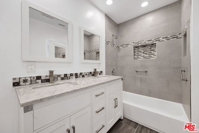 4157 W Avenue 40, Los Angeles, CA 90065