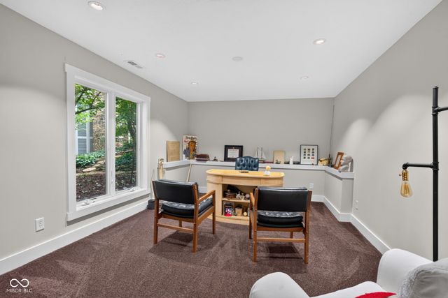 8125 Middle Bay Lane, Indianapolis, IN 46236