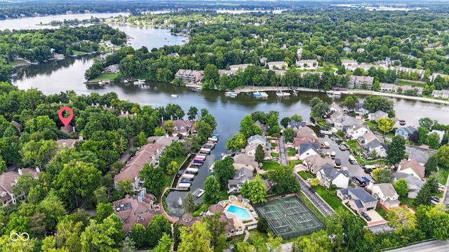 8125 Middle Bay Lane, Indianapolis, IN 46236