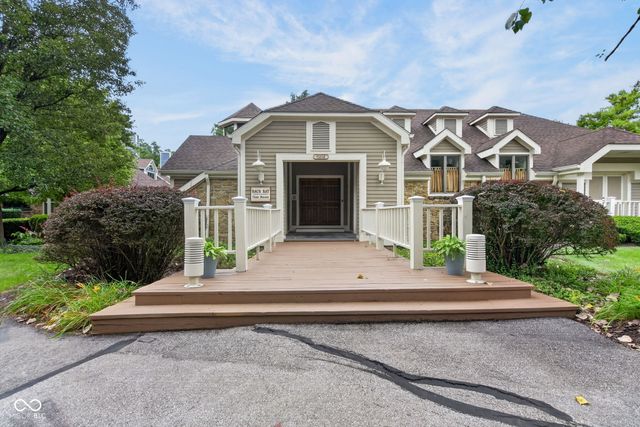 8125 Middle Bay Lane, Indianapolis, IN 46236