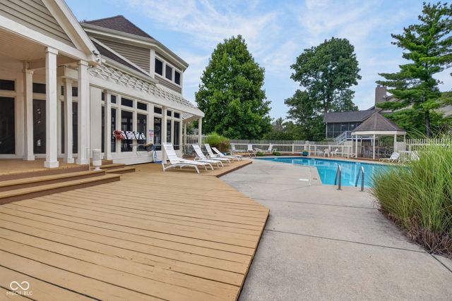 8125 Middle Bay Lane, Indianapolis, IN 46236