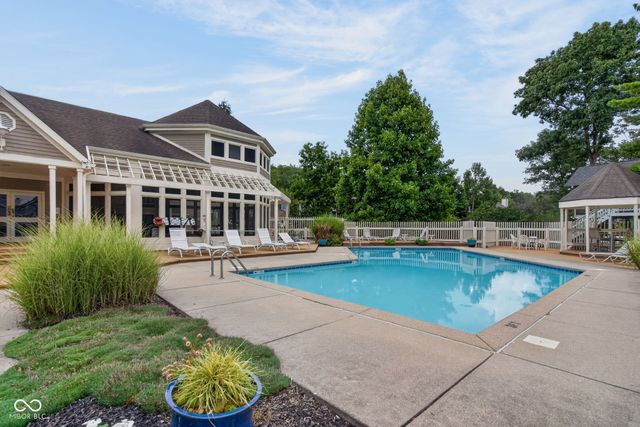 8125 Middle Bay Lane, Indianapolis, IN 46236