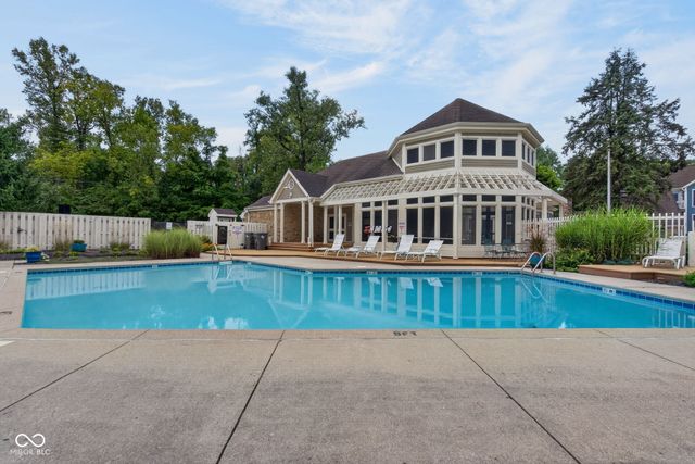 8125 Middle Bay Lane, Indianapolis, IN 46236