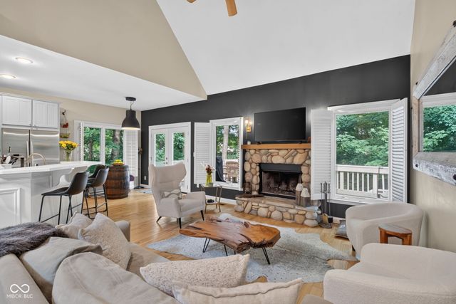 8125 Middle Bay Lane, Indianapolis, IN 46236