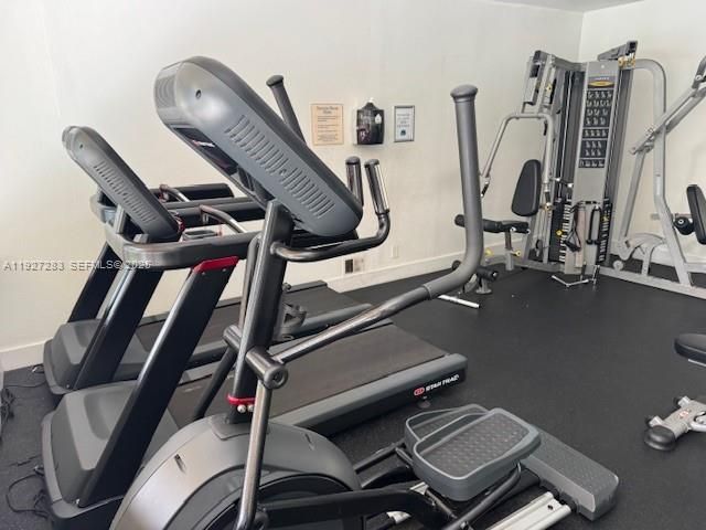 4550 NW 9th St 416E, Miami, FL 33126