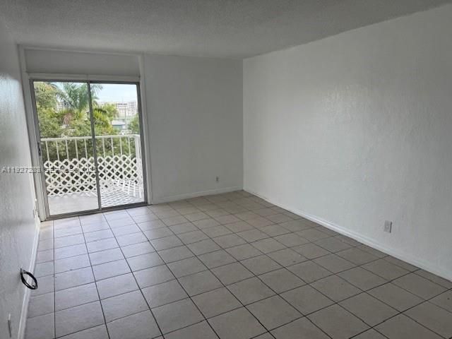 4550 NW 9th St 416E, Miami, FL 33126