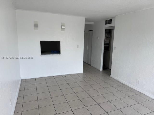 4550 NW 9th St 416E, Miami, FL 33126