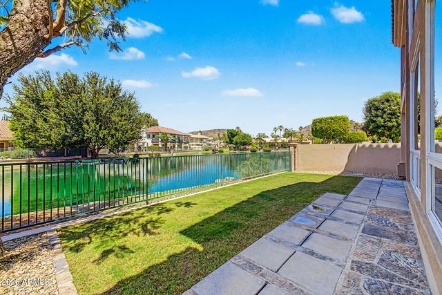 5812 W DEL LAGO Circle, Glendale, AZ 85308