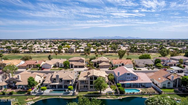 5812 W DEL LAGO Circle, Glendale, AZ 85308