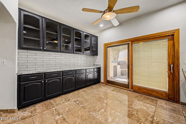 5812 W DEL LAGO Circle, Glendale, AZ 85308