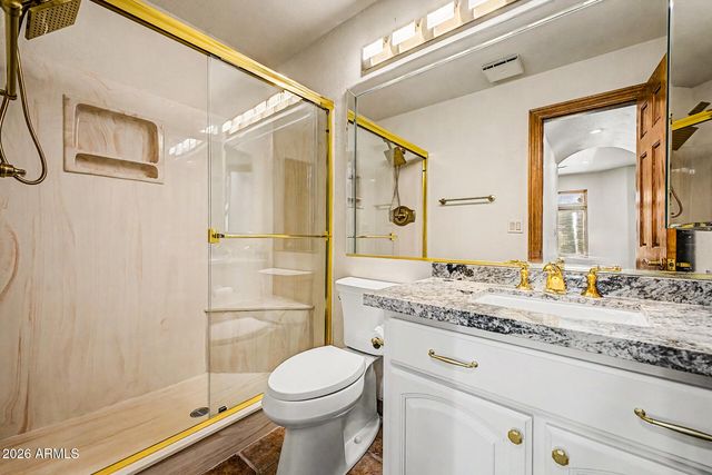5812 W DEL LAGO Circle, Glendale, AZ 85308