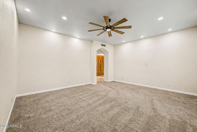 5812 W DEL LAGO Circle, Glendale, AZ 85308
