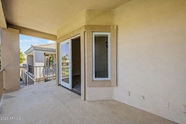 5812 W DEL LAGO Circle, Glendale, AZ 85308