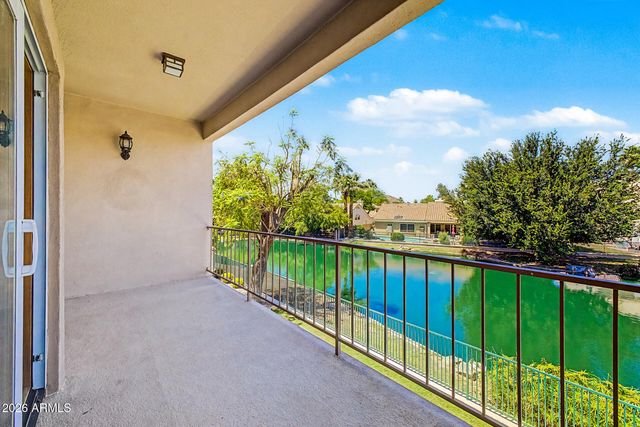 5812 W DEL LAGO Circle, Glendale, AZ 85308