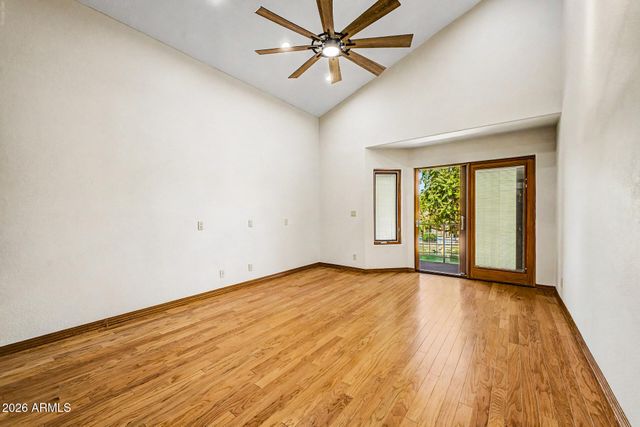 5812 W DEL LAGO Circle, Glendale, AZ 85308