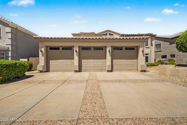 5812 W DEL LAGO Circle, Glendale, AZ 85308