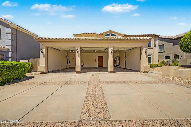 5812 W DEL LAGO Circle, Glendale, AZ 85308