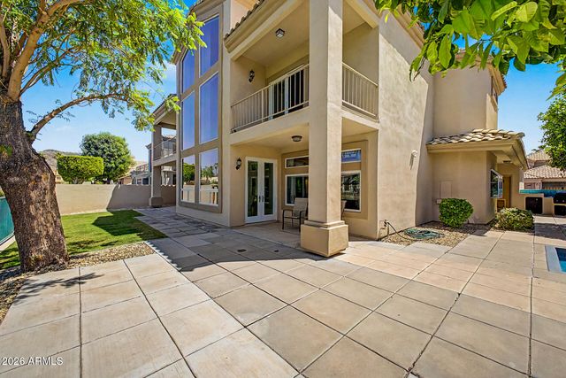 5812 W DEL LAGO Circle, Glendale, AZ 85308