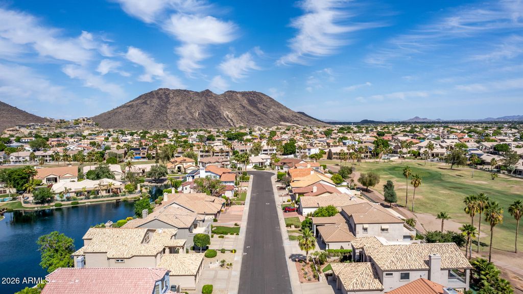 Image 79 of property listing at 5812 W DEL LAGO Circle, Glendale, AZ 85308