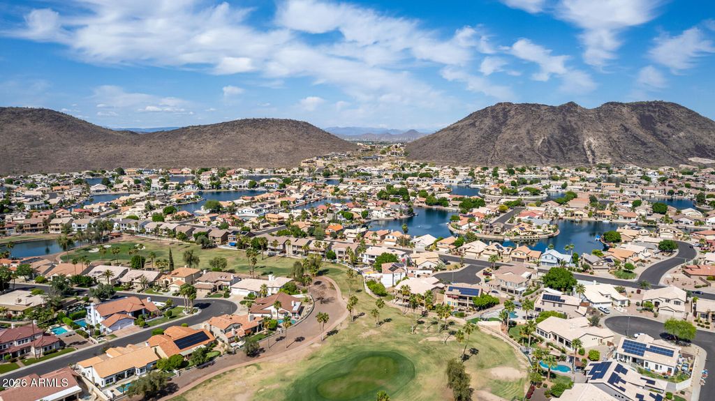 Image 86 of property listing at 5812 W DEL LAGO Circle, Glendale, AZ 85308