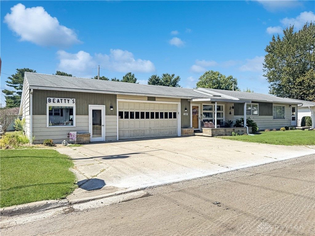 872 Eichelberger Drive, Urbana, OH 43078