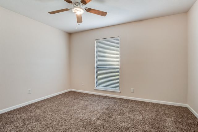 5300 Ragan Drive, The Colony, TX 75056