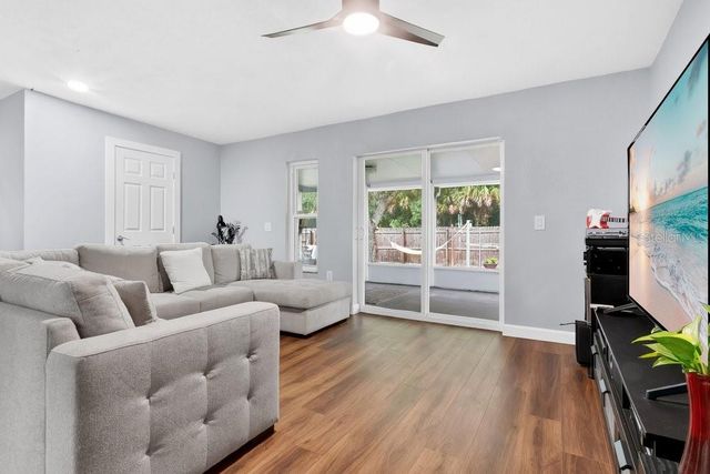 1092 W RIVIERA BOULEVARD, Oviedo, FL 32765
