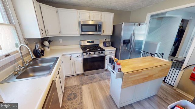 37 DECATUR LN, Sicklerville, NJ 08081