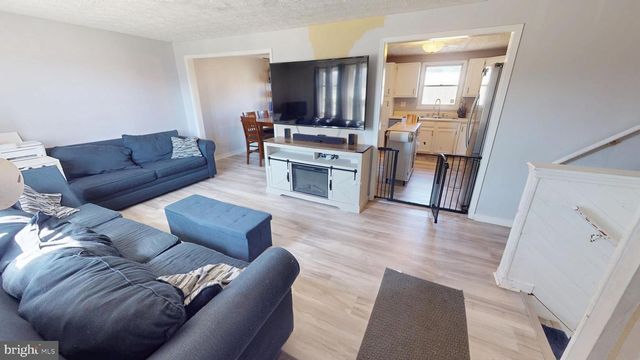 37 DECATUR LN, Sicklerville, NJ 08081