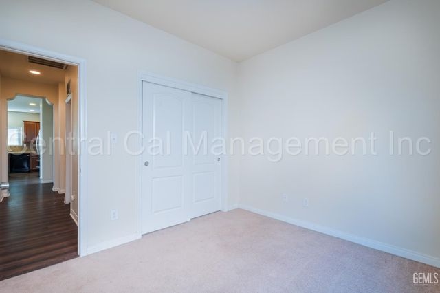 2316 Macau Street, Bakersfield, CA 93313