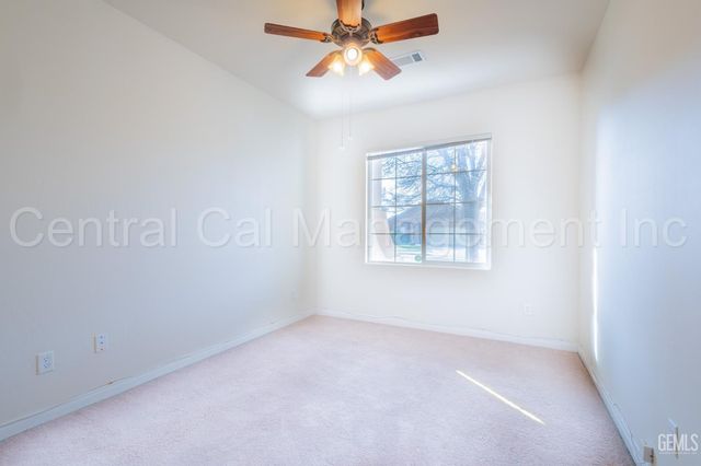 2316 Macau Street, Bakersfield, CA 93313