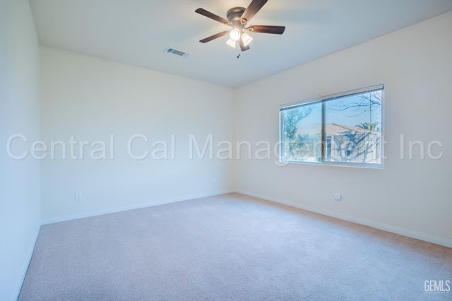 2316 Macau Street, Bakersfield, CA 93313