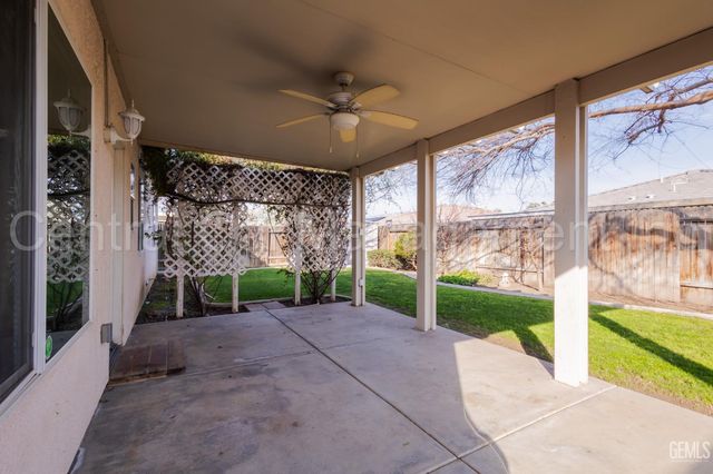 2316 Macau Street, Bakersfield, CA 93313