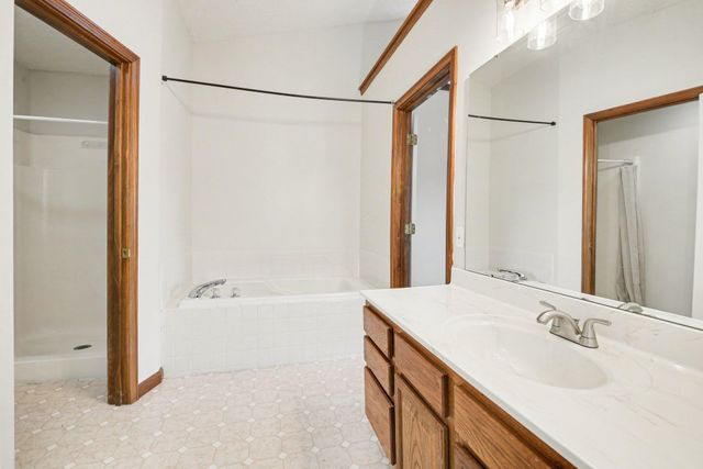 1812 Mountainview Court, Florence, KY 41042