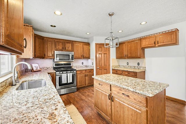 1812 Mountainview Court, Florence, KY 41042