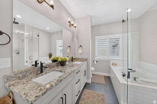 9132 S RIDGE PEAK DR, West Jordan, UT 84081