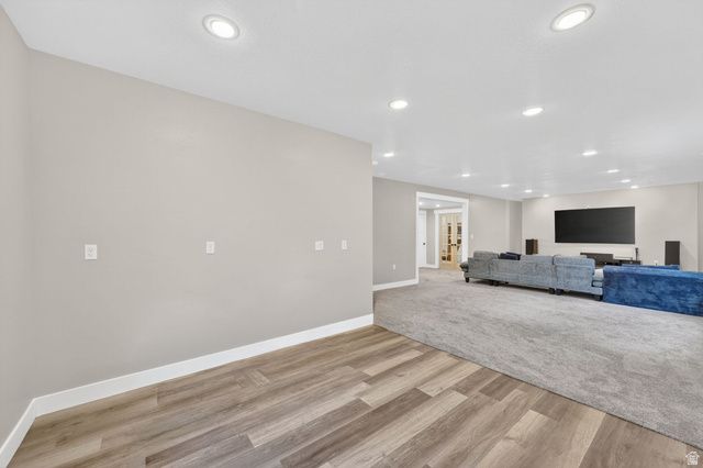 9132 S RIDGE PEAK DR, West Jordan, UT 84081