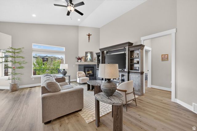 9132 S RIDGE PEAK DR, West Jordan, UT 84081