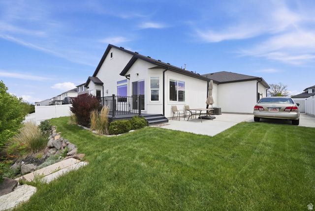9132 S RIDGE PEAK DR, West Jordan, UT 84081