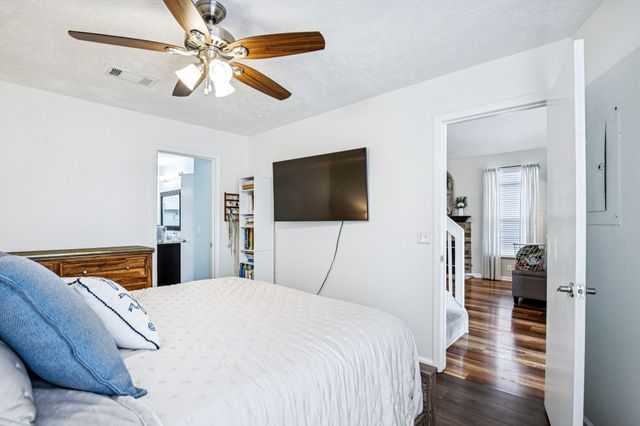 5611 Royal Ct, Hermitage, TN 37076