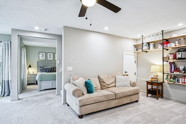 5611 Royal Ct, Hermitage, TN 37076