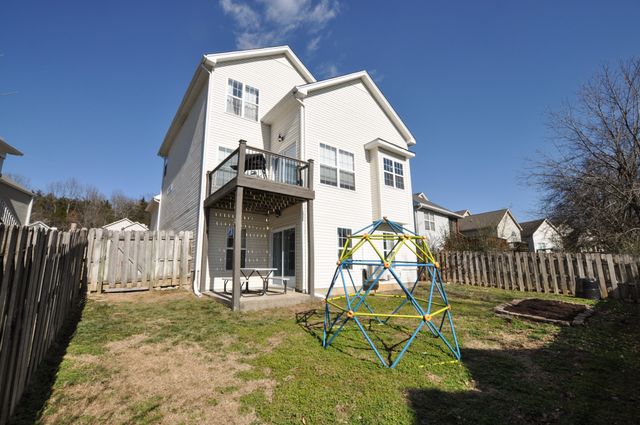 5611 Royal Ct, Hermitage, TN 37076