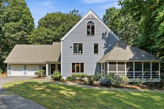 15 Larch Road, Acton, MA 01720