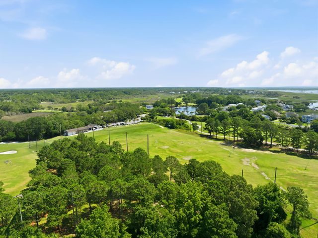 1601 Hopeman Lane, Mount Pleasant, SC 29466