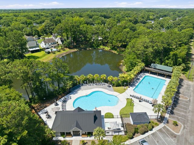 1601 Hopeman Lane, Mount Pleasant, SC 29466