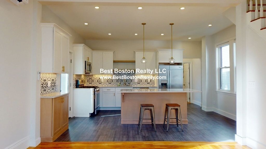 341 Norfolk St, Cambridge, MA 02139