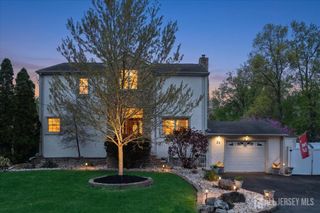 24 Haight Avenue, Piscataway, NJ 08854