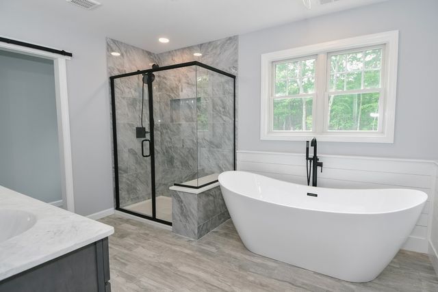 155 Old Common Road, Wethersfield, CT 06109